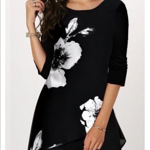 Black and White tunic NWOT